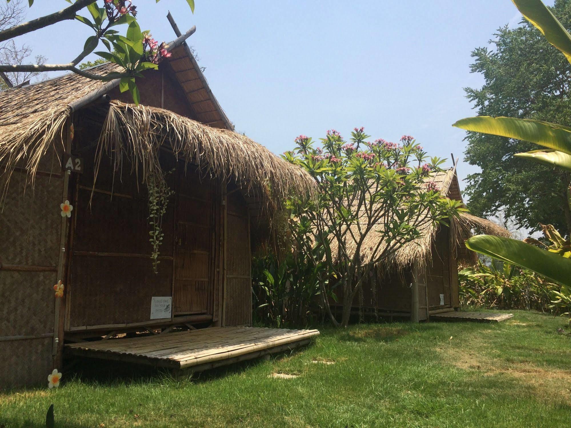 Pai Bamboo Hut Hotel Eksteriør billede